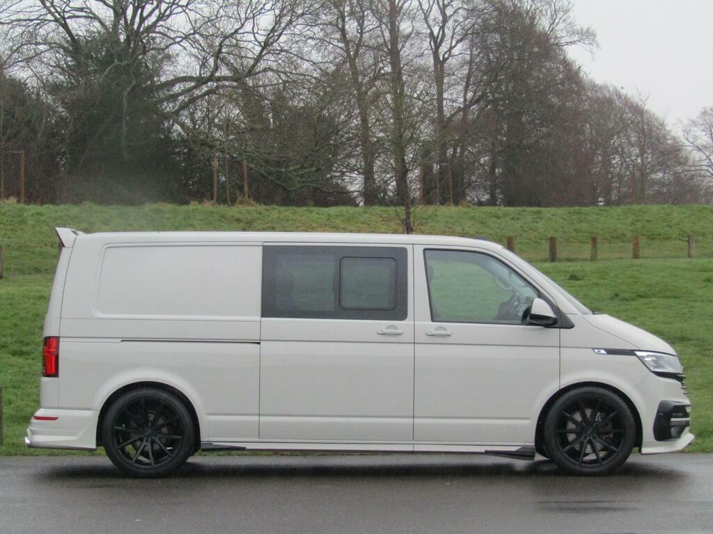 Volkswagen Transporter 2.0 Tdi T32 Highline Kombi Dsg Fwd Lwb High Roof E Grey