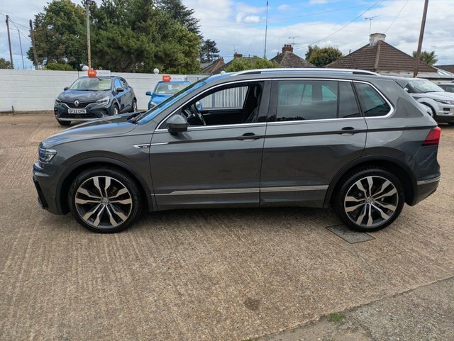 Volkswagen Tiguan 2.0 Tdi R-line Suv Dsg 4Motion Euro 6 NA67YWV Grey #4