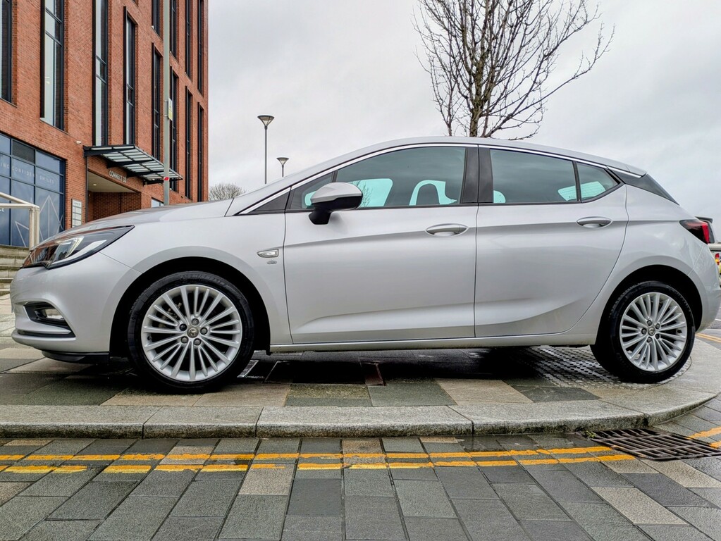 Vauxhall Astra Hatchback 1.6 Cdti Blueinjection Elite Nav 20186 Silver #6