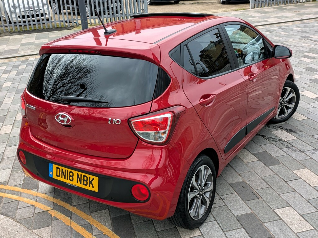 Hyundai I10 Hatchback 1.2 I10 Prem Se 1.2 At My17 201818 DN18NBK Red #6