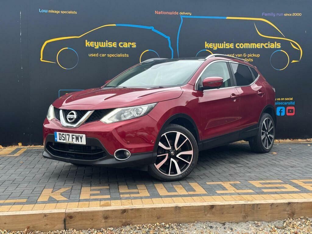 Nissan Qashqai 1.5 Dci Tekna 2Wd Euro 6 Ss Red
