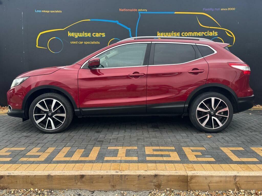 Nissan Qashqai 1.5 Dci Tekna 2Wd Euro 6 Ss Red #2