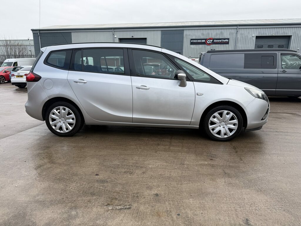Vauxhall Zafira Mpv VN64CYS Silver #5