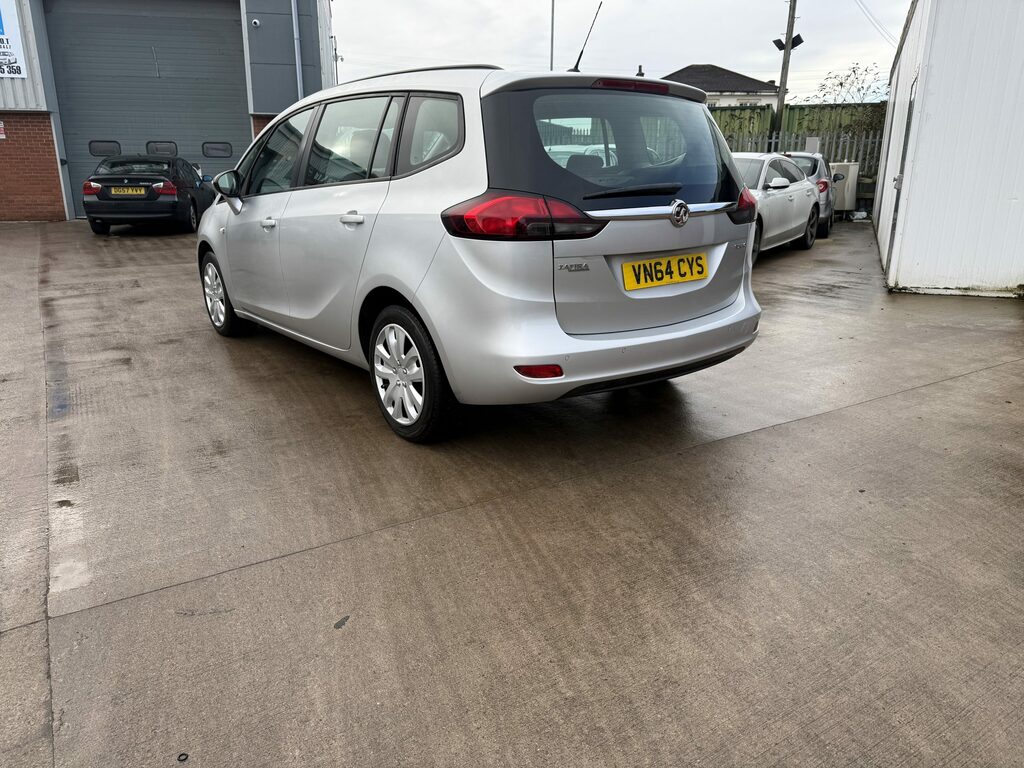 Vauxhall Zafira Mpv VN64CYS Silver #4