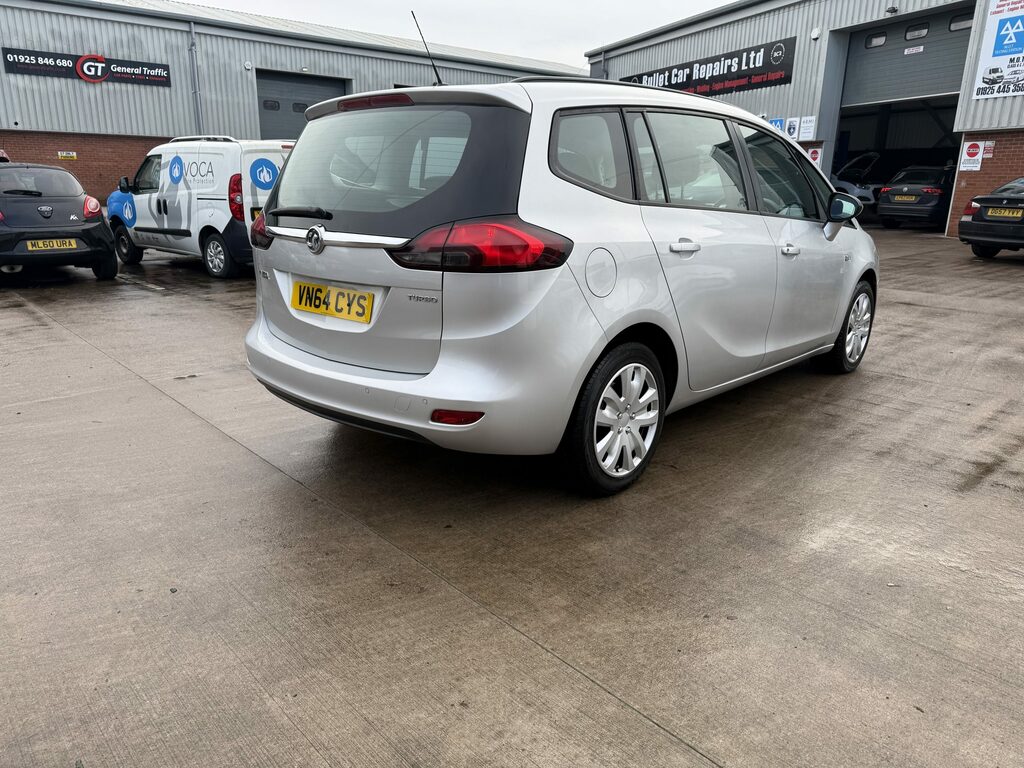 Vauxhall Zafira Mpv VN64CYS Silver #3