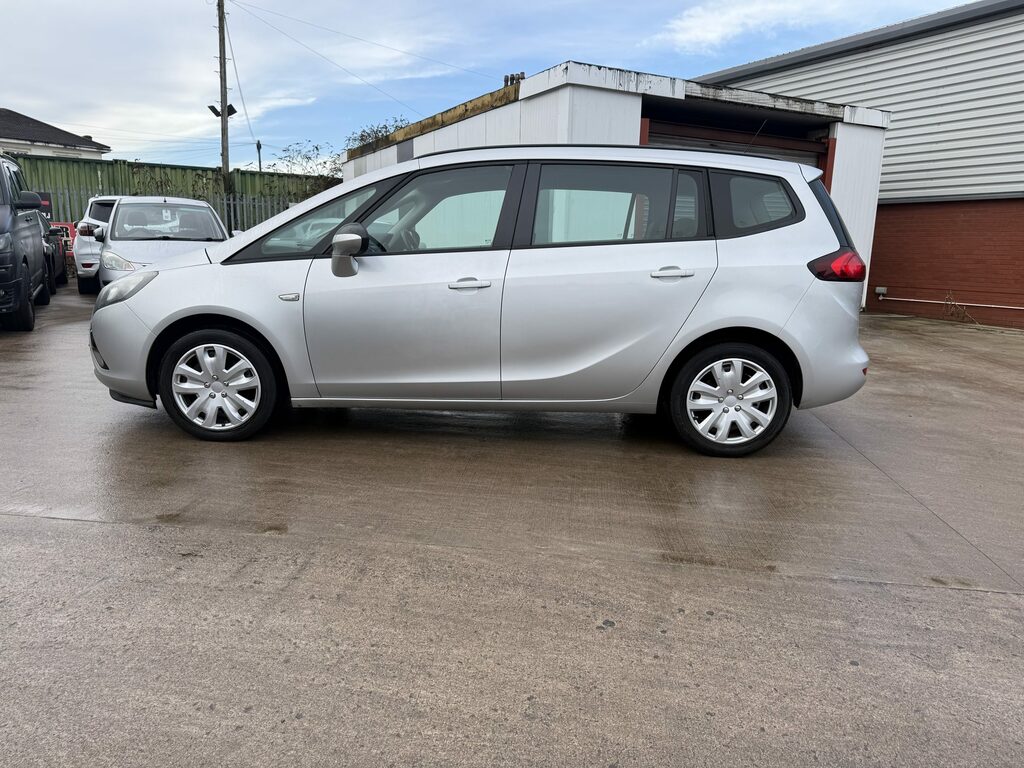 Vauxhall Zafira Mpv VN64CYS Silver #6