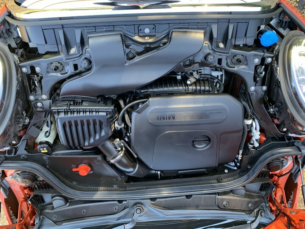 Mini Hatch RJ70PFY #3
