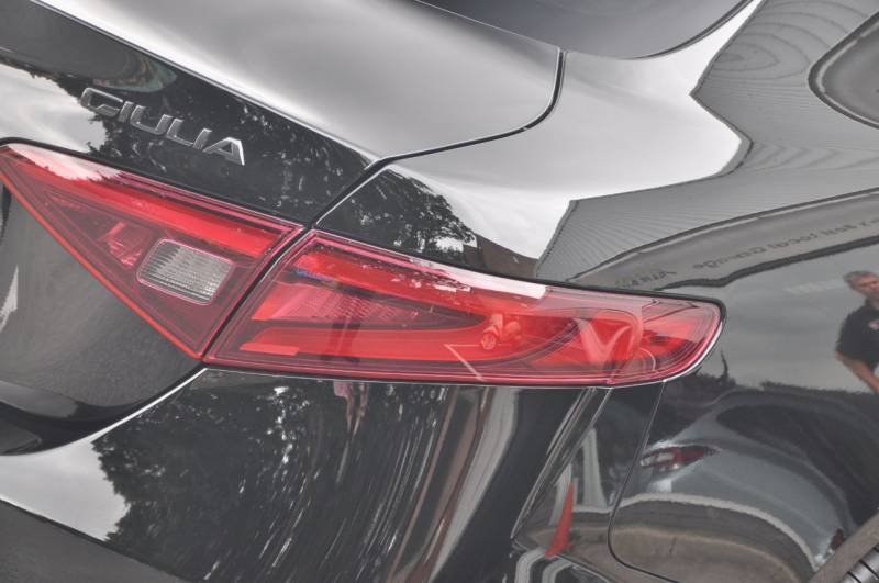 Alfa Romeo Giulia 2.0 Tb 280 Veloce Ti Dap - 2021 21 Black #6