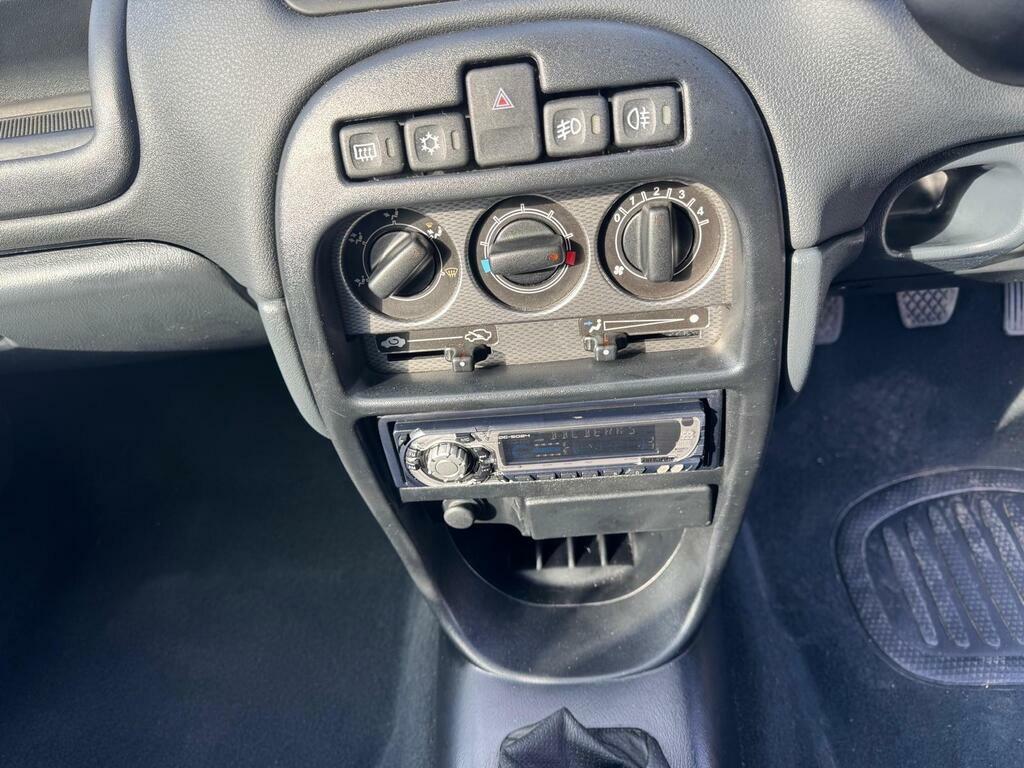 MG ZR Hatchback 1.4 105 2003 Green #20
