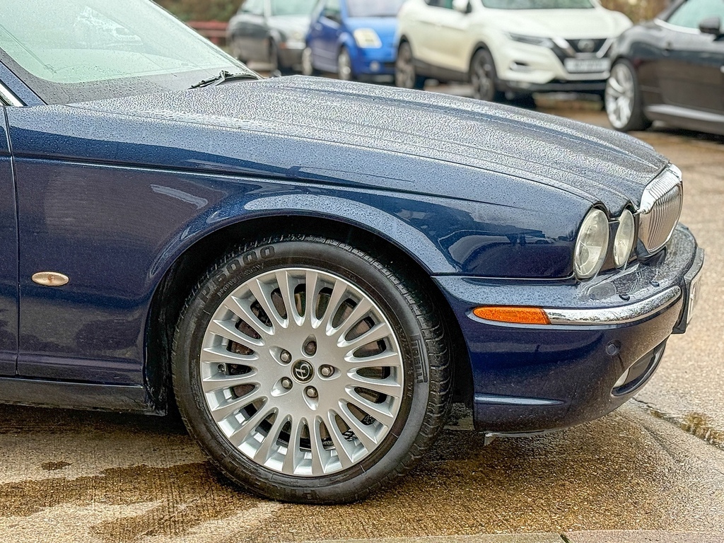 Daimler Super Eight Super Eight 2006 Lwb X350 Silver #2