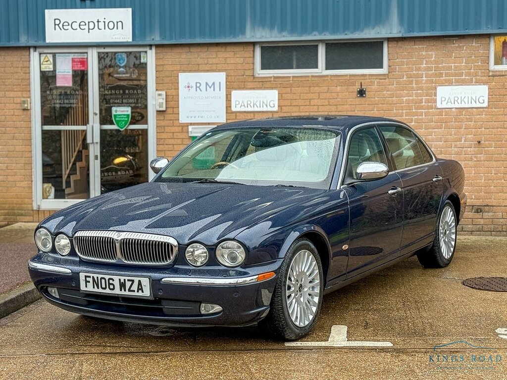 Daimler Super Eight Super Eight 2006 Lwb X350 Silver #46
