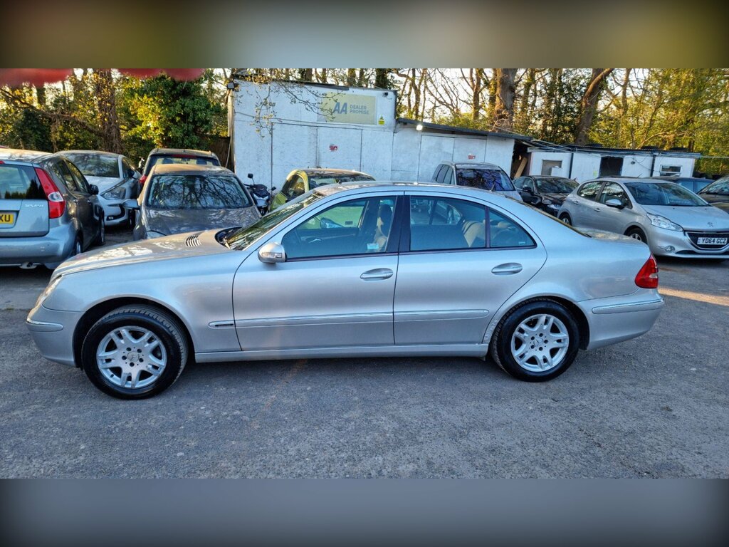 Mercedes-Benz E Class 2.1 E220 Cdi Elegance Silver #2