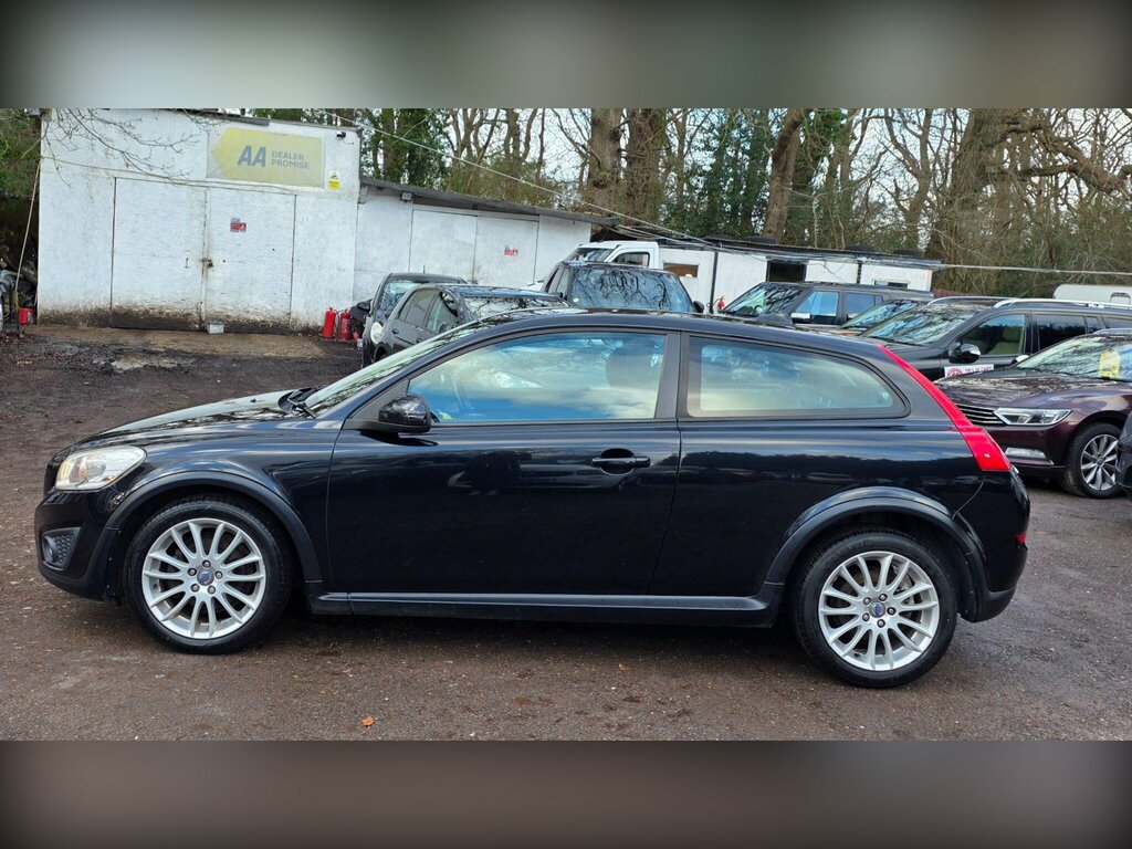 Volvo C30 2.0 Se Lux Sports Coupe Euro 5 Black
