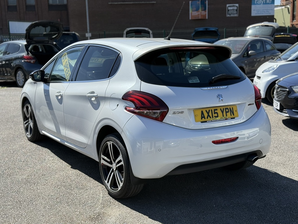 Peugeot 208 Gt Line 2015 15 Reg AX15YPN White #5