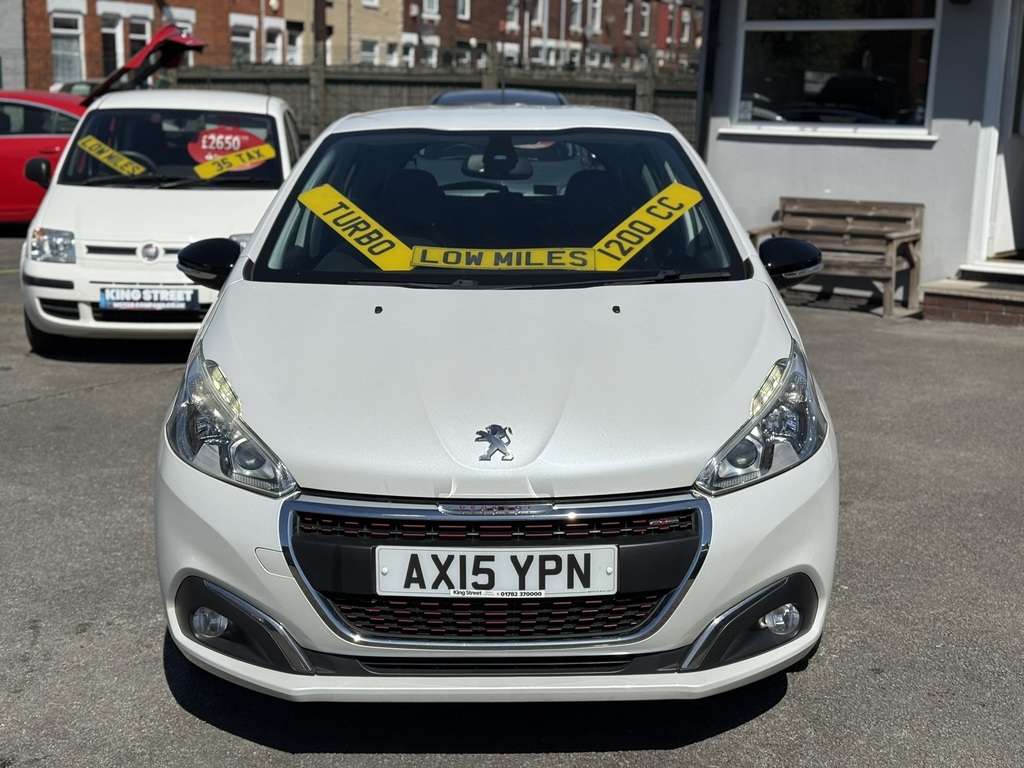 Peugeot 208 Gt Line 2015 15 Reg AX15YPN White #2