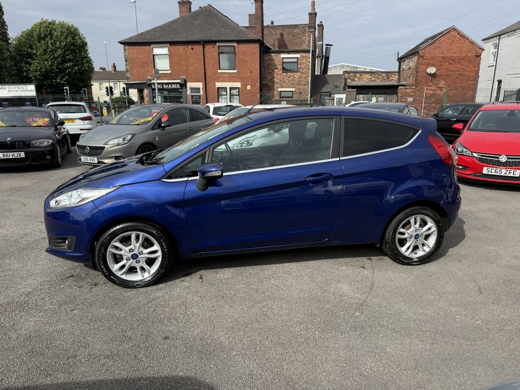 Ford Fiesta Zetec 2016 16 Reg FE16OPN Blue #4