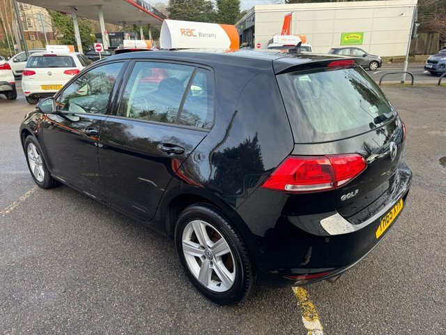 Volkswagen Golf 2015 1.6 Tdi Bluemotion Tech Match Hatchback D YH65XYR Black #4