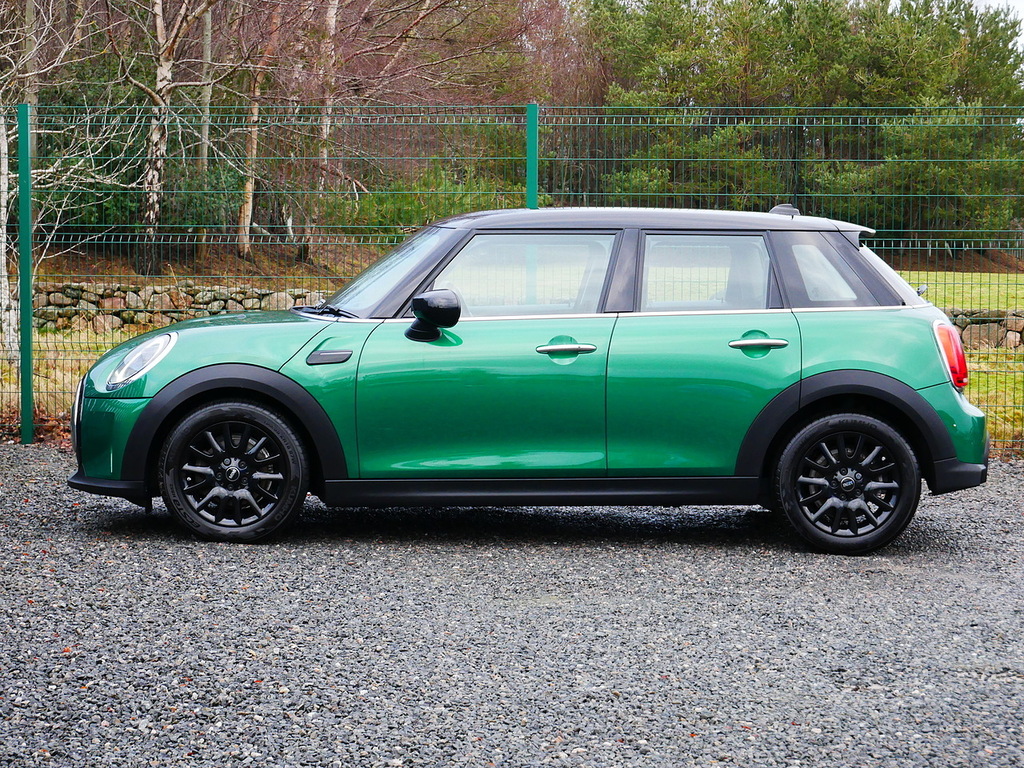 Mini Hatch 1.5 Cooper Classic Hatchback U3221 Ul SV71YTR Green #6