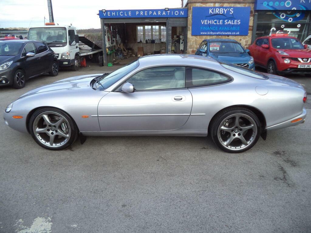 Jaguar XK8 4.2 Silver #4