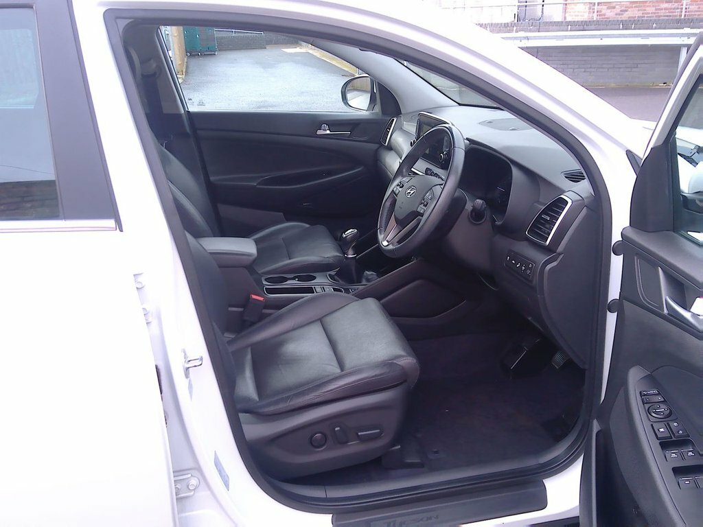 Hyundai Tucson 1.6L Premium DS21EKM White #5