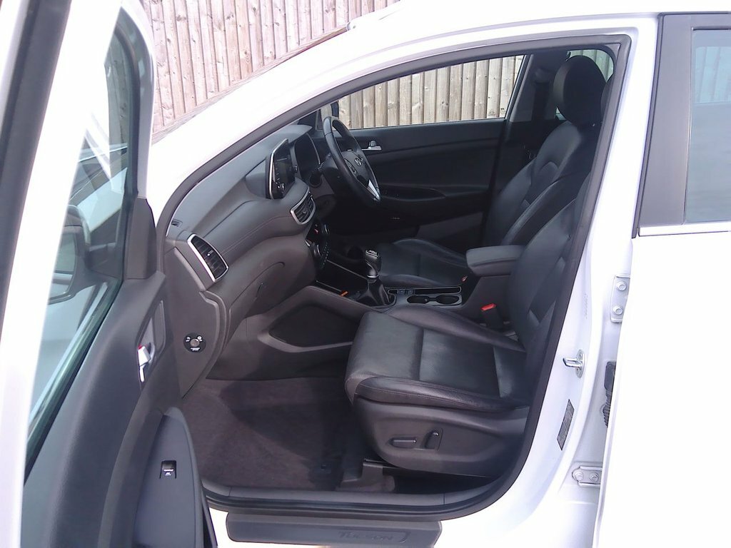 Hyundai Tucson 1.6L Premium DS21EKM White #6