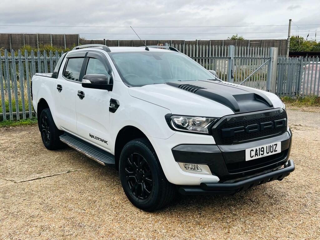 Ford Ranger Pickup 3.2 Tdci Wildtrak 4Wd Euro 5 2019 CA19UUZ White #4