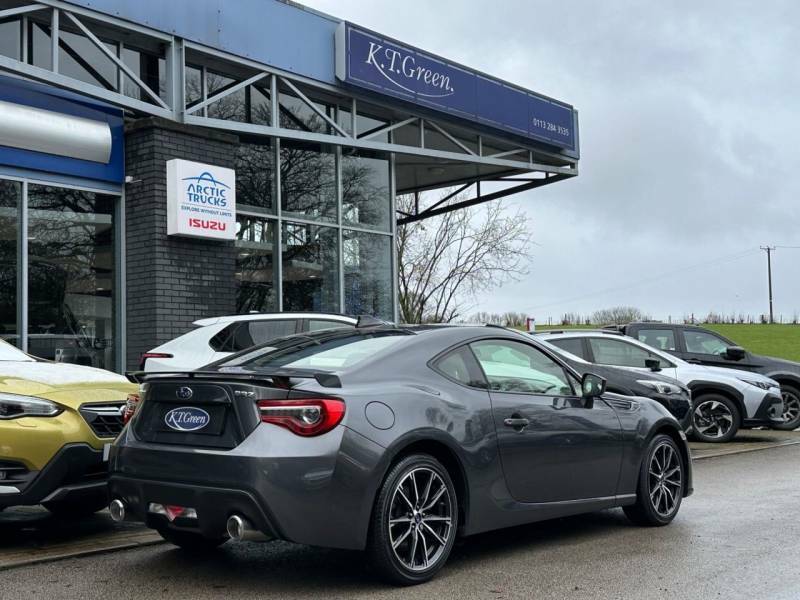 Subaru BRZ Se Lux Coupe Grey #4