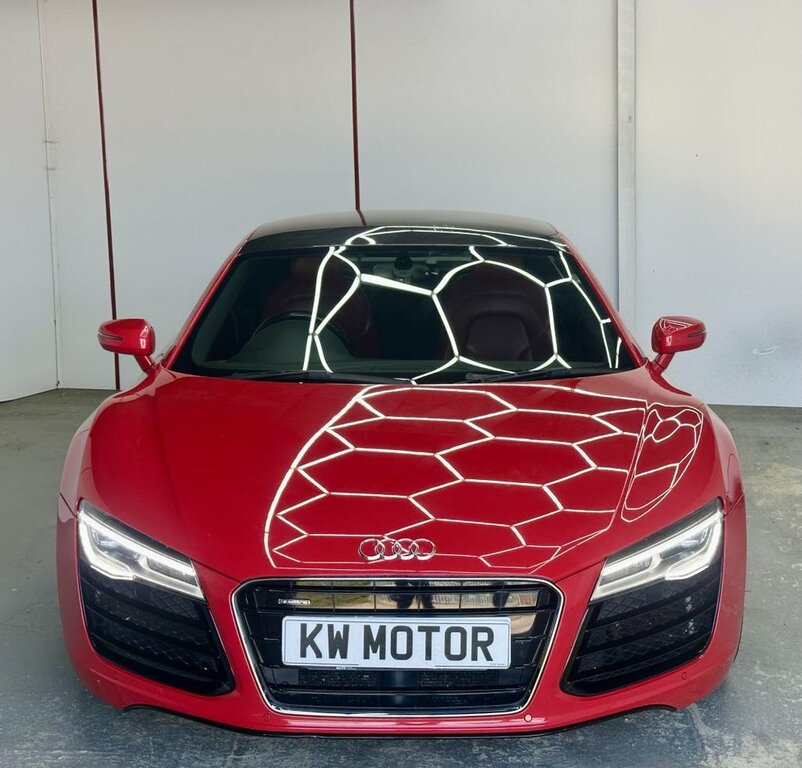 Audi R8 Coupe Red #5