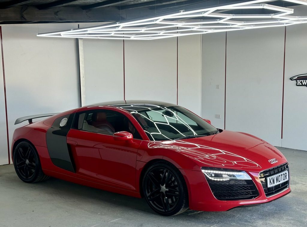 Audi R8 Coupe Red #3