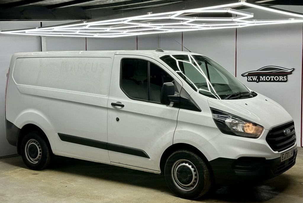 Ford Transit Custom 2L Leader White