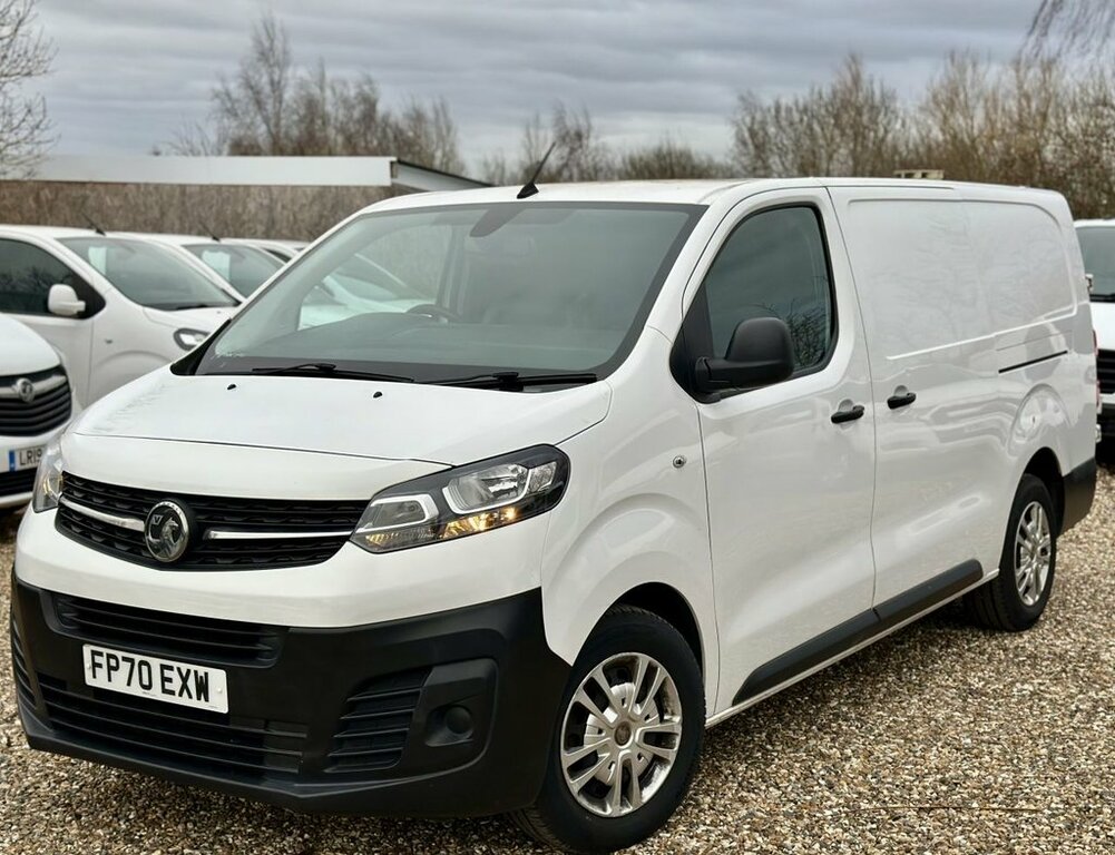 Vauxhall Vivaro 2L Dynamic 6Dr FP70EXW White #6