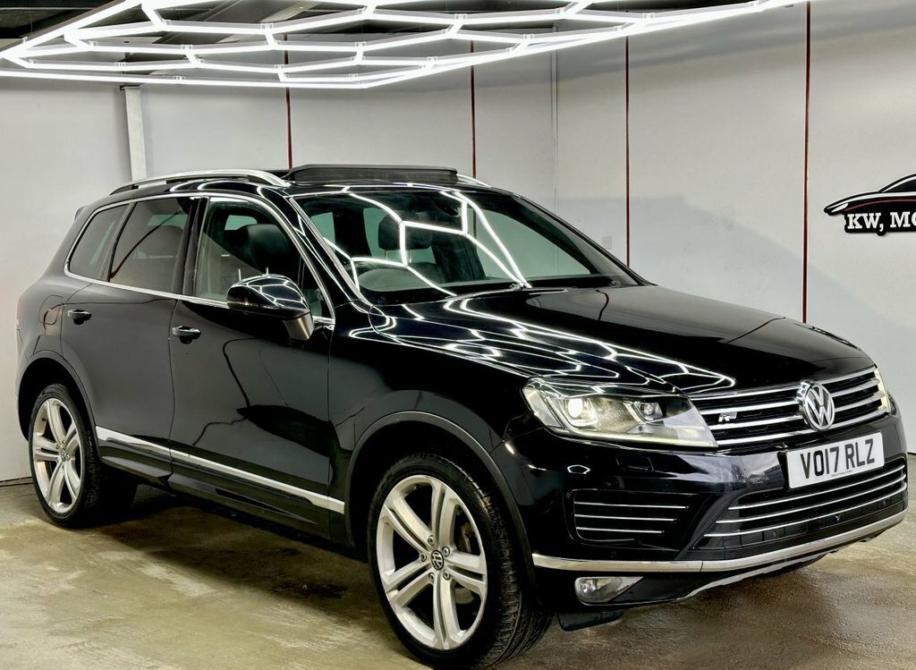 Volkswagen Touareg 3L R-line Plus VO17RLZ Black #3