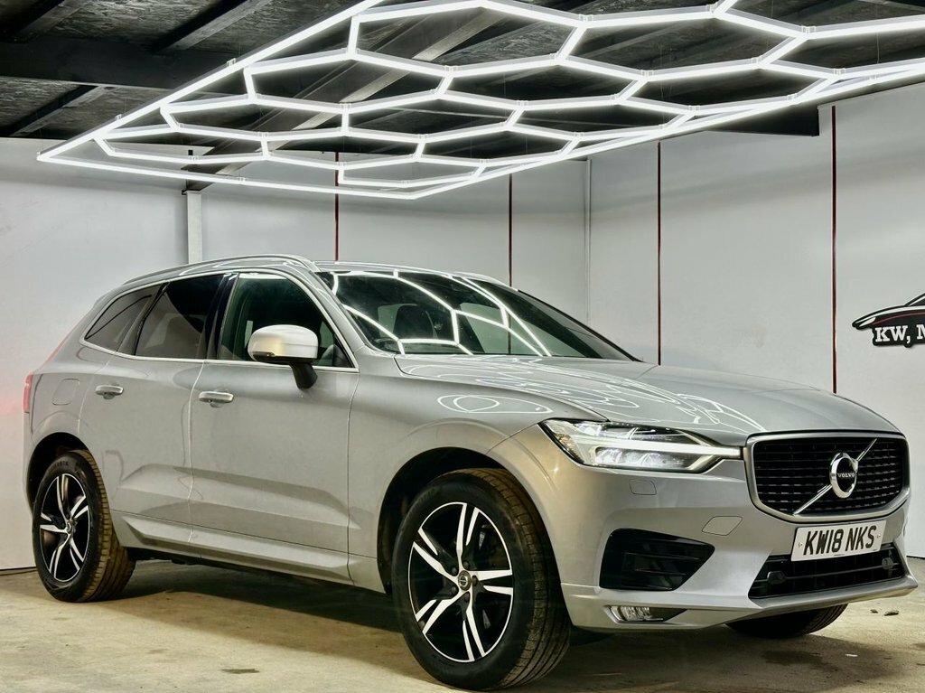 Volvo XC60 2L R-design Silver