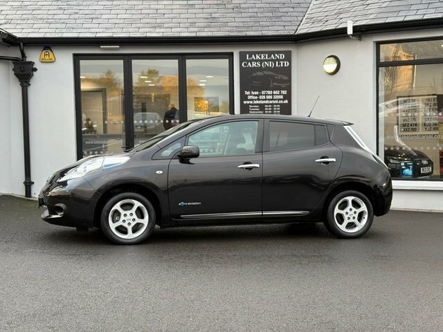 Nissan Leaf 30Kwh Acenta Hatchback 109 Bhp Black