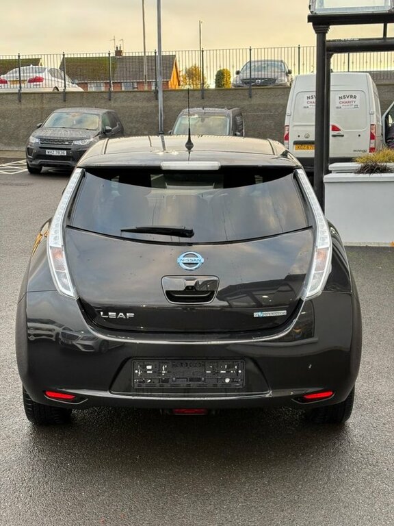Nissan Leaf 30Kwh Acenta Hatchback 109 Bhp Black #5