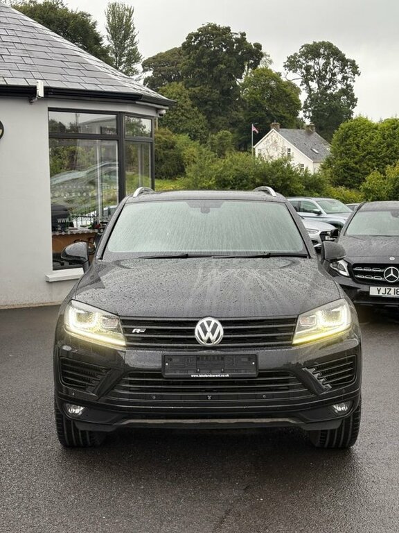 Volkswagen Touareg 3.0 Tdi V6 Bluemotion Tech R-line Plus Suv Die YH17DHA Black #5