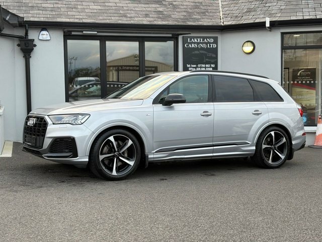 Audi Q7 3.0 Tdi V6 50 Black Edition Suv Tiptron VIG1621 Black #2