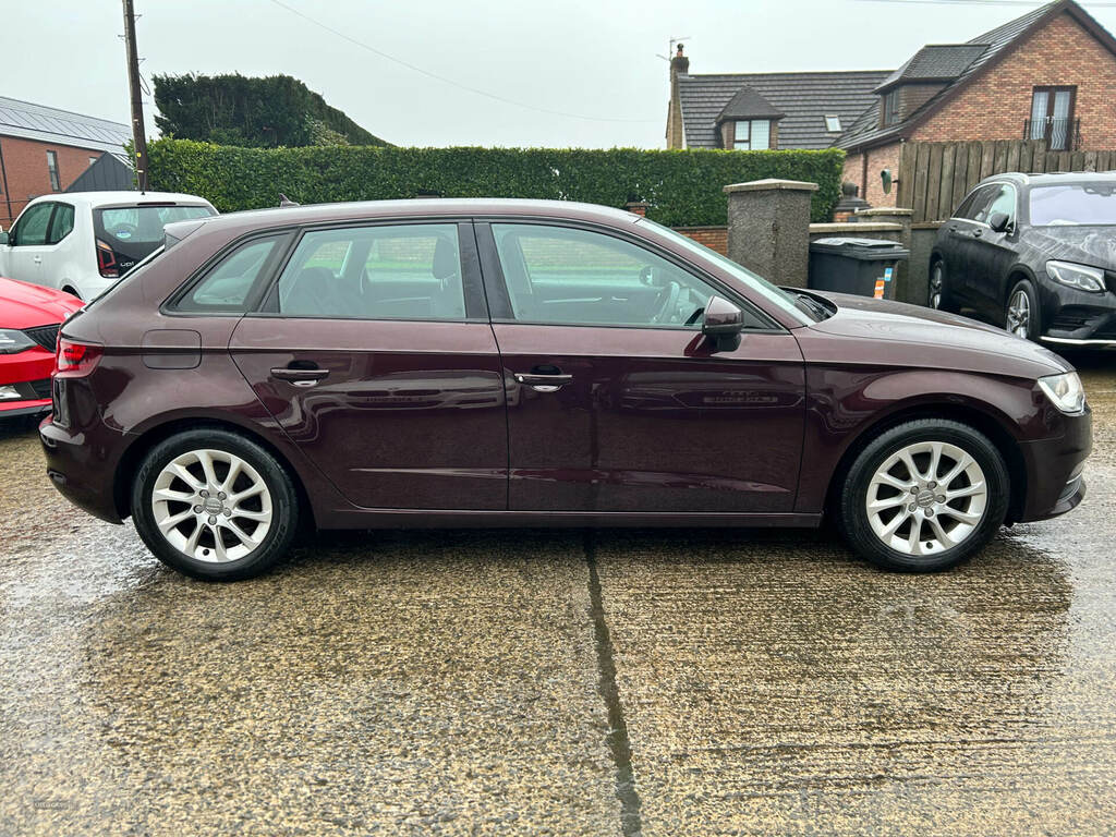 Audi A3 1.4 Tfsi Se Red #6
