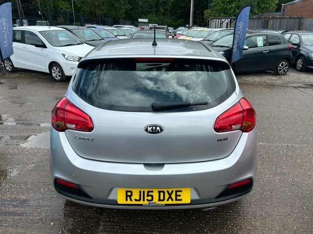 Kia Ceed 1.6 Crdi 2 Hatchback Euro 5 126 B Silver #4