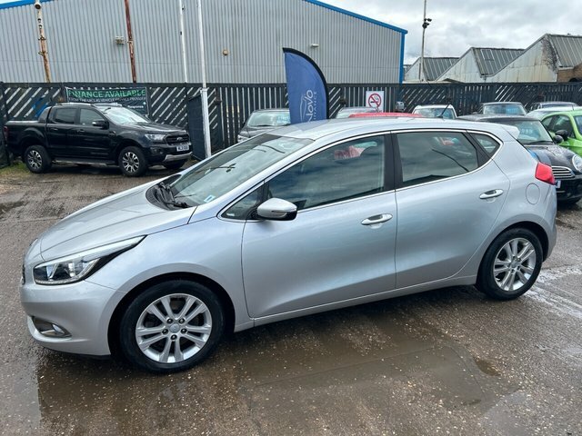 Kia Ceed 1.6 Crdi 2 Hatchback Euro 5 126 B Silver #6