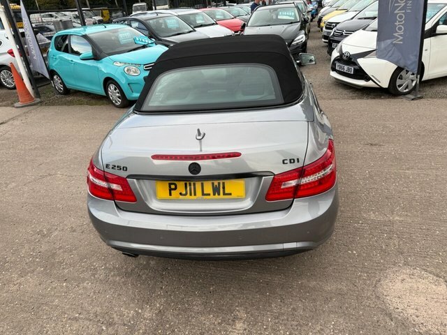 Mercedes-Benz E Class 2.1 E250 Cdi Blueefficiency Sport Cabriolet Di Silver #3