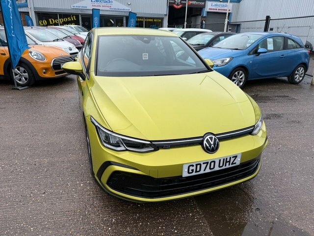 Volkswagen Golf 1.5 Etsi Mhev R-line Hatchback Hybrid D Yellow