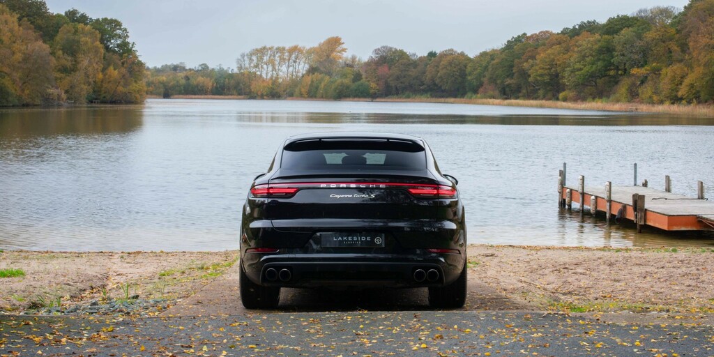Porsche Cayenne 4.0 V8 E-hybrid 14.1Kwh Turbo S Black #5