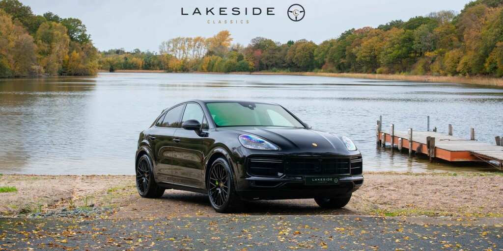 Porsche Cayenne 4.0 V8 E-hybrid 14.1Kwh Turbo S Black