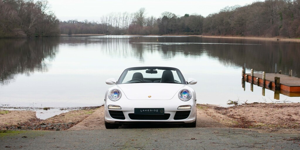 Porsche 911 3.8 997 Carrera S White #2