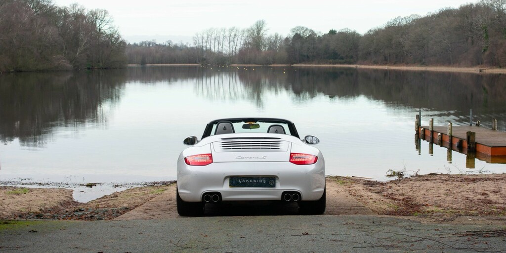Porsche 911 3.8 997 Carrera S White #5