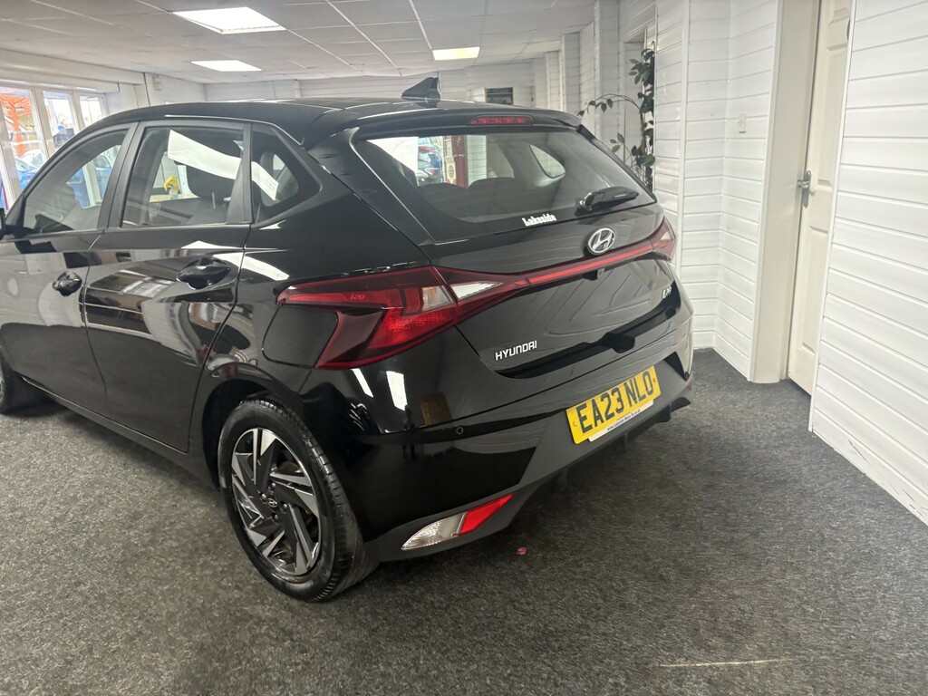 Hyundai I20 Hatchback 1.0 T-gdi Mhev Se Connect EA23NLO Black #5