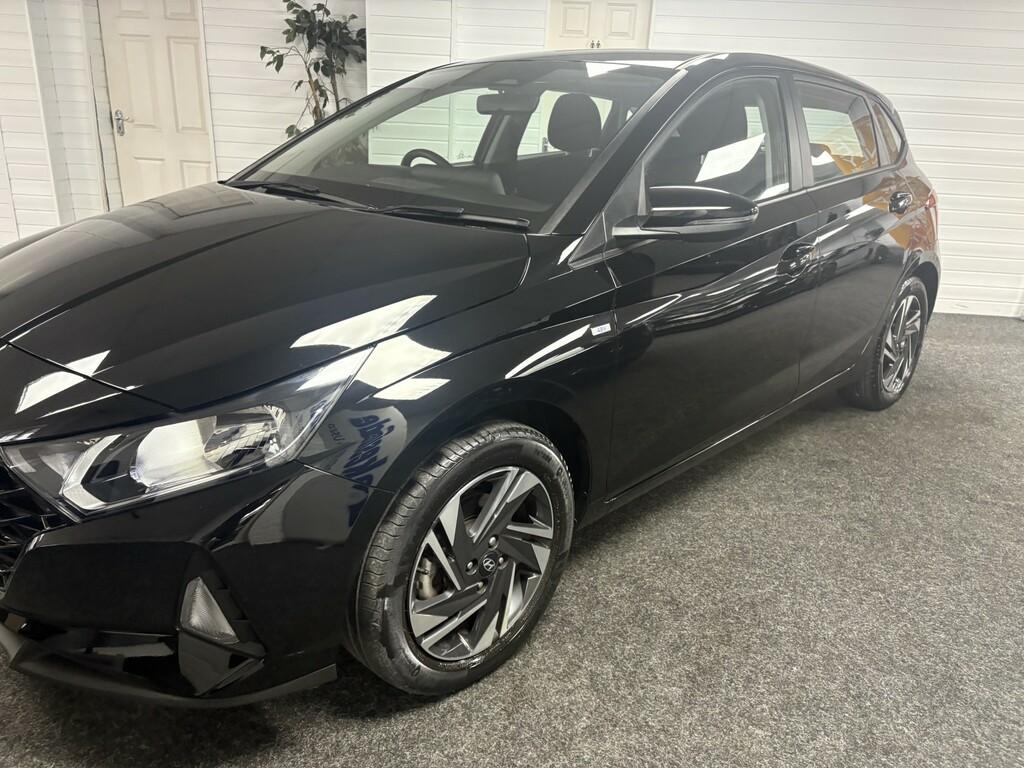 Hyundai I20 Hatchback 1.0 T-gdi Mhev Se Connect EA23NLO Black #4