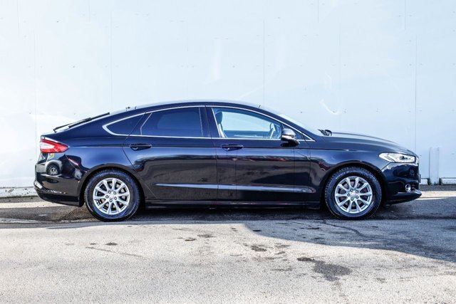 Ford Mondeo 2.0L Titanium Econetic Tdci 148 Bhp SD65CUH Black #5