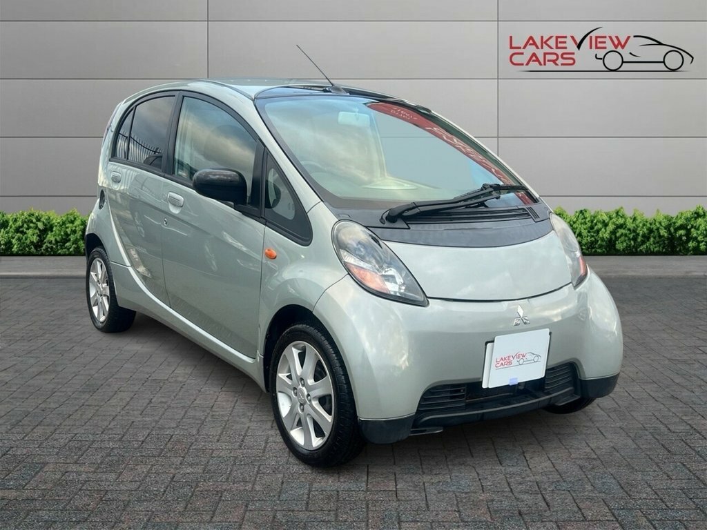 Mitsubishi I 0.66 Silver #1